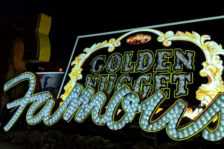 超レア☆ラスベガス(ネオン)置物 ネオン博物館、ちょっとした隠れた名所だね。最近行って、予想