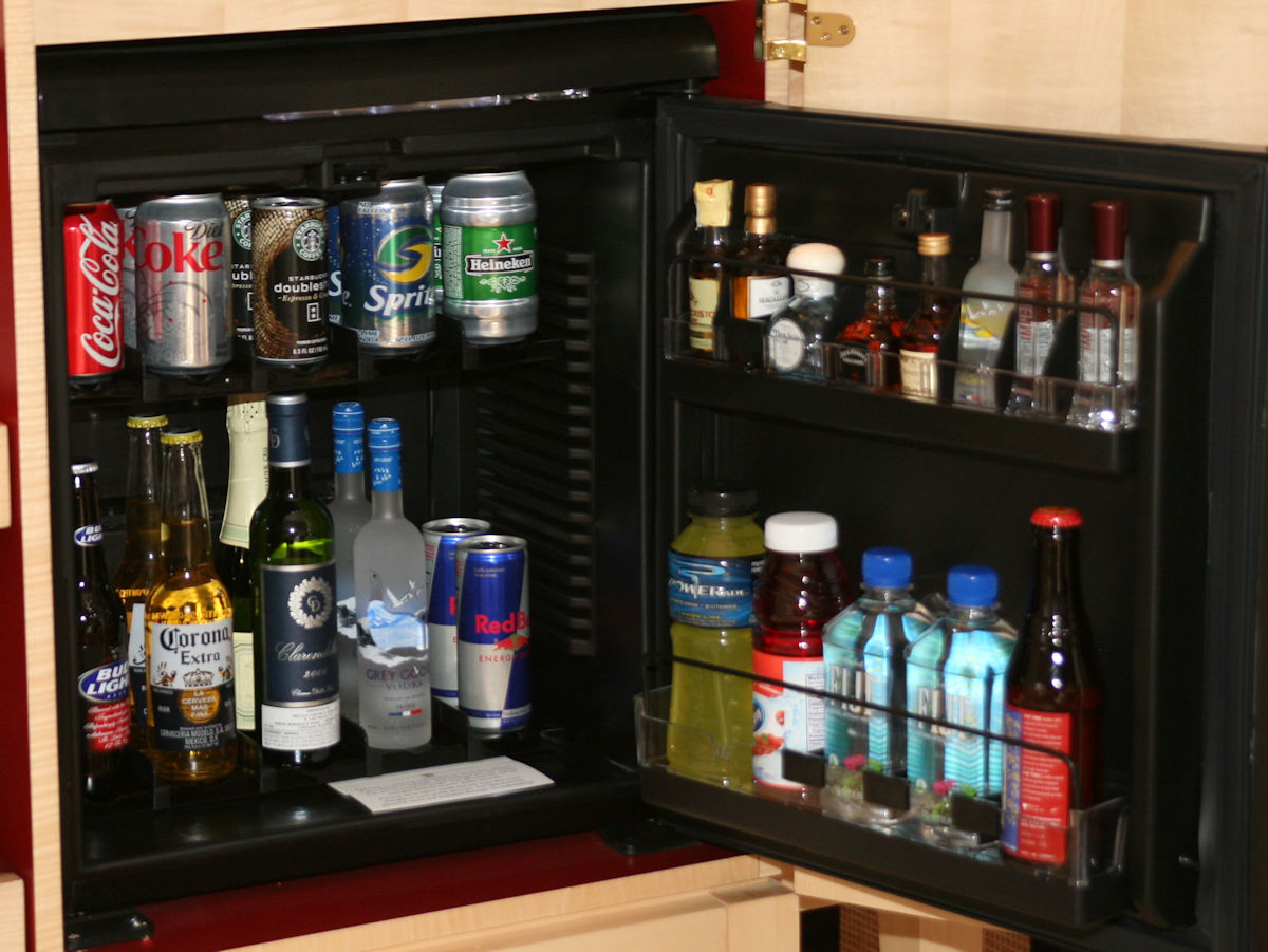 ミニバーに私物を入れておくと 75 のペナルティー！？