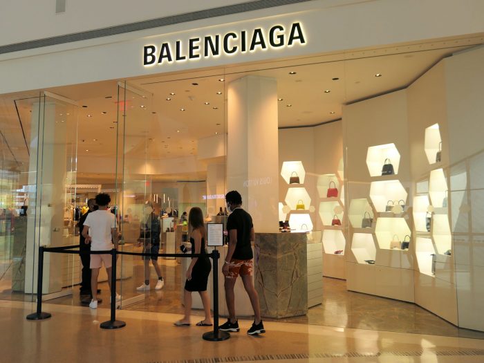 BALENCIAGA