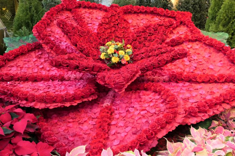 生の花による装飾で知られるベラージオホテルの人気アトラクション「Conservatory & Botanical Gardens」（室内植物園）。