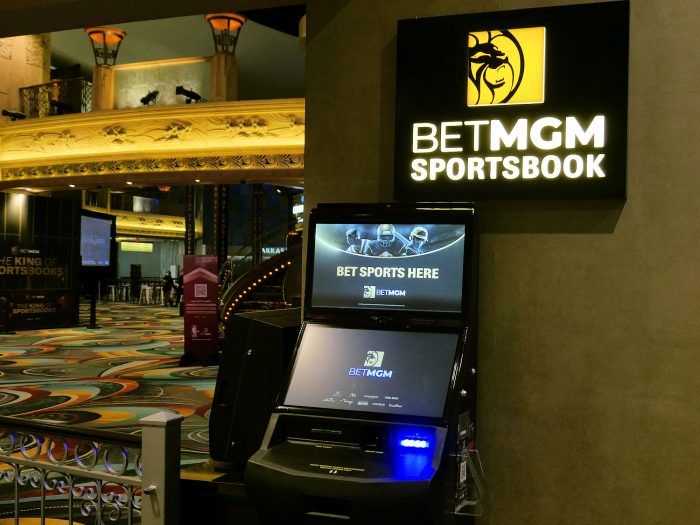 MGMグランドのスポーツブックにある端末装置。