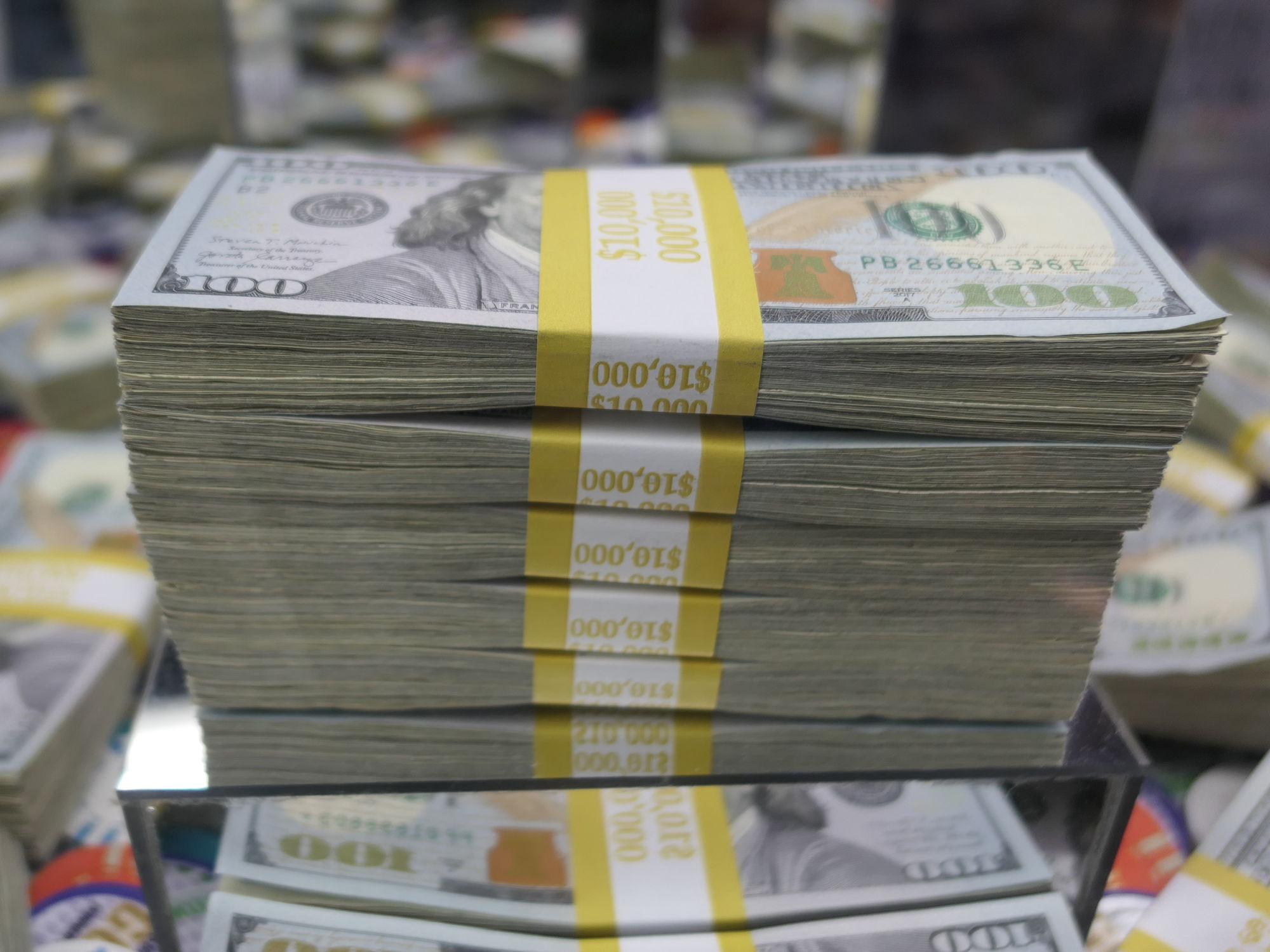 ベガスで１等500億円のロト騒動 期待値を高めるロトの買い方