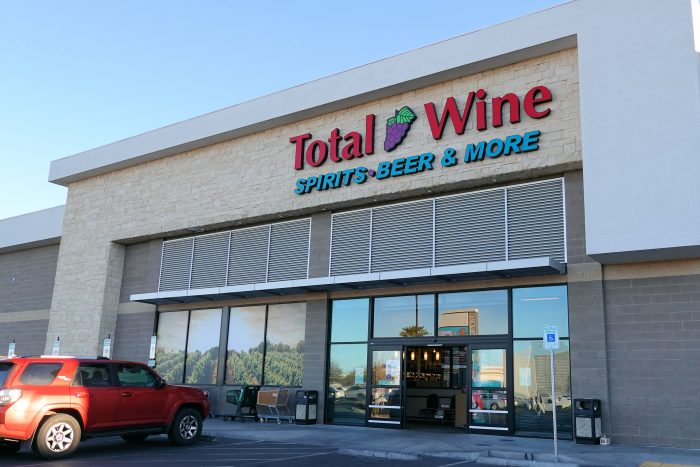 全国展開する巨大リカーストア「Total Wine & More」