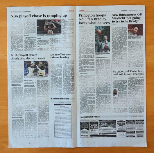 USA TODAY の４ページ目は NBAバスケと NHLアイスホッケーの記事。５ページ目はNCAA大学バスケと NFLアメフトの関連記事。