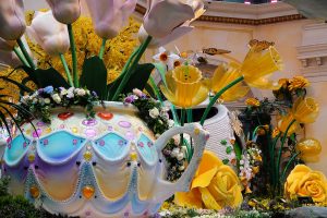 ベラージオホテルの室内植物園。今回の春バージョンのテーマは「Tea & Tulips」。